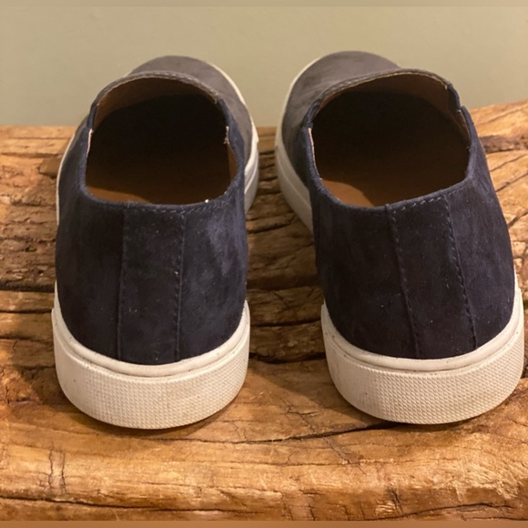 Frye Gemma Cap Suede Slip-On | Smoke/Navy | 8.5 - Picture 4 of 7
